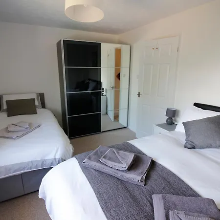 Hinckley Home Sleeps 5 Complete House Leicester Exterior foto