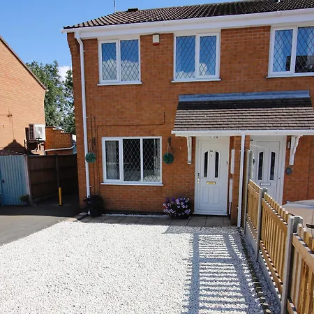 Hinckley Home Sleeps 5 Complete House Leicester Exterior foto